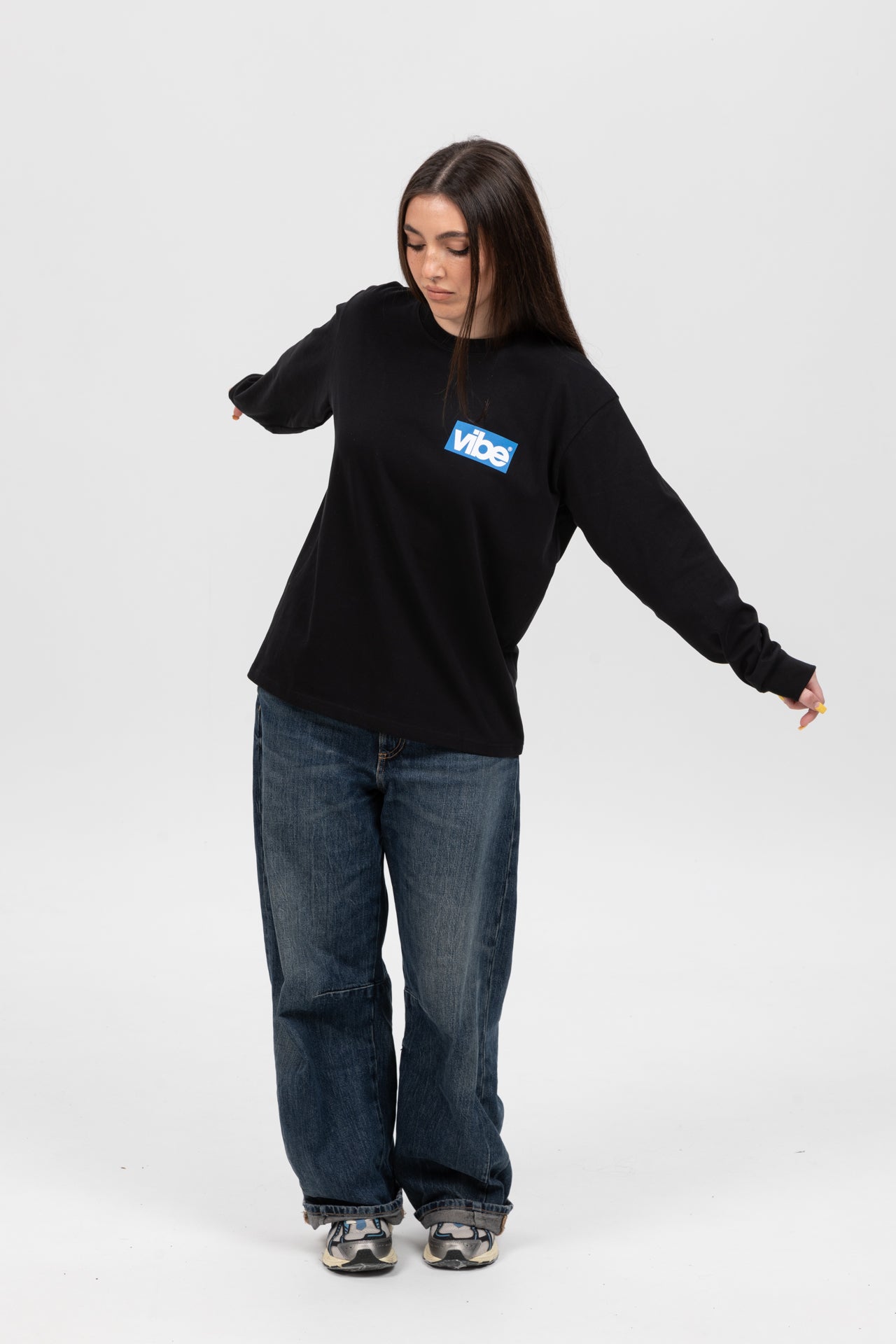 MUSIC FAMILY LONG SLEEVE T-SHIRT